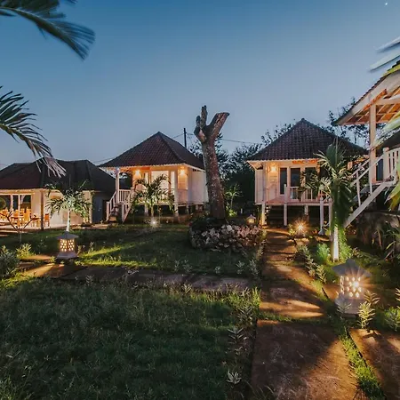 Paluh Beach Huts