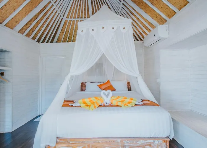 Paluh Huts Hotel