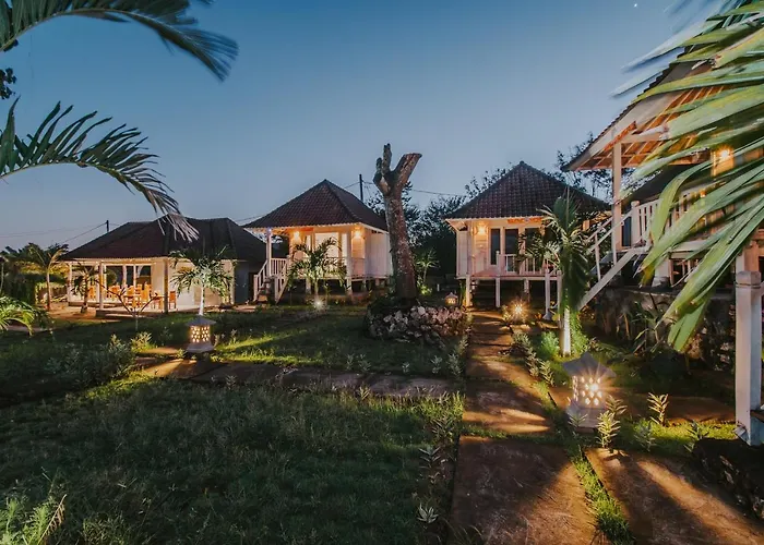 Hotel Paluh Huts 3*