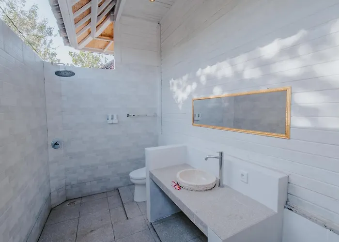Paluh Huts Hotel Nusa Lembongan
