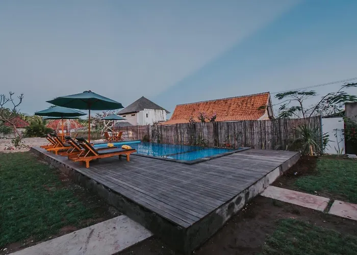 Paluh Huts Hotel 3*