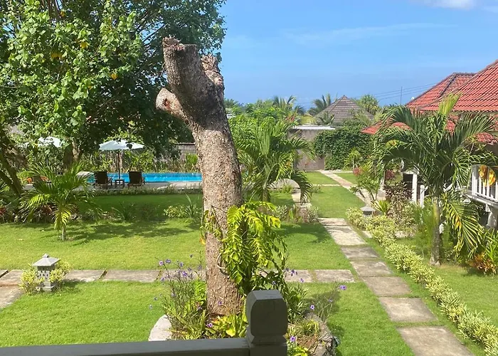 Paluh Huts Hotel
